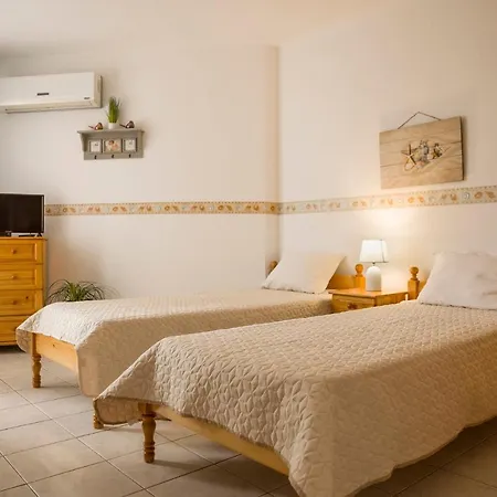 Panorama Chantall-izby,apartmany S Vyhladom Na 公寓 拉夫达