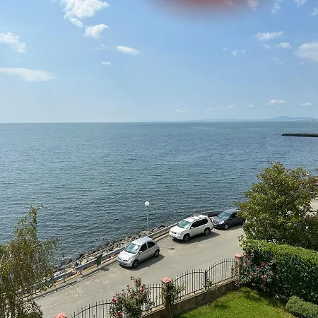 Panorama Chantall-izby,apartmany S Vyhladom Na Appartement Ravda