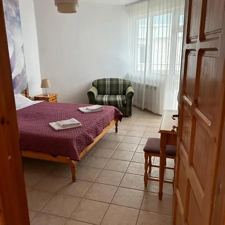 Panorama Chantall-izby,apartmany S Vyhladom Na 拉夫达