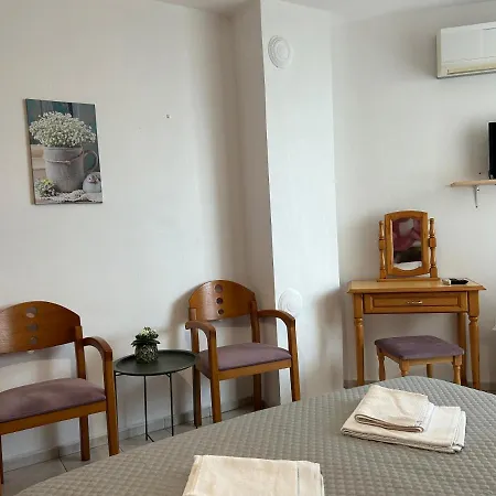 Panorama Chantall-izby,apartmany S Vyhladom Na Apartament Ravda