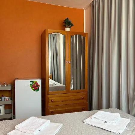 Panorama Chantall-izby,apartmany S Vyhladom Na * Ravda