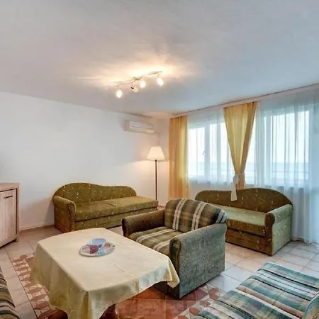 Panorama Chantall-izby,apartmany S Vyhladom Na 公寓 拉夫达